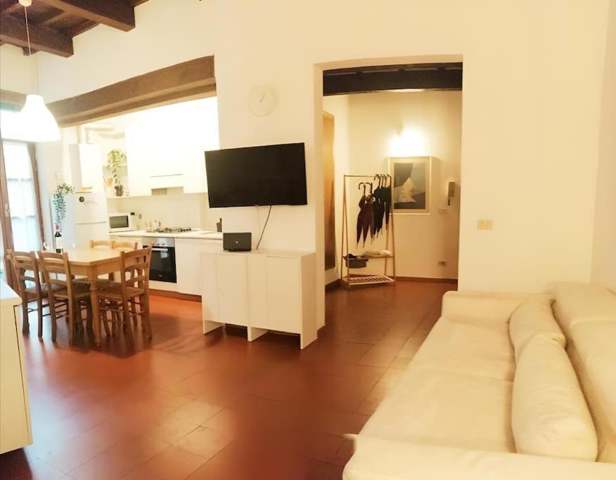 Cozy Apartment Near Train Station Firenze Eksteriør bilde